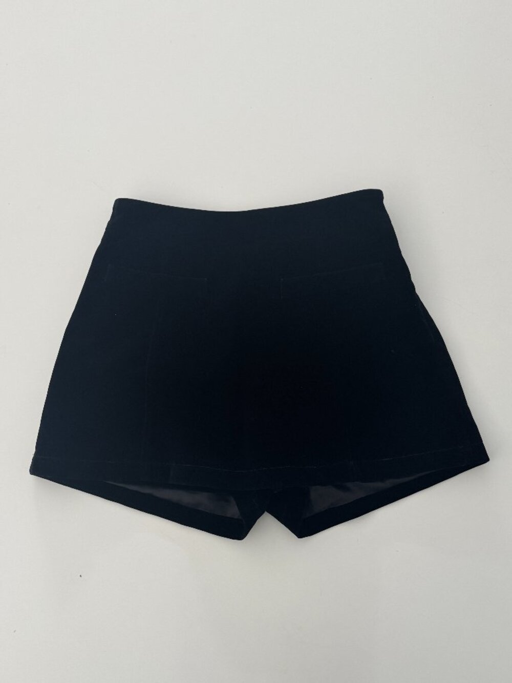 Commense Black Velvet Skort New, Size S